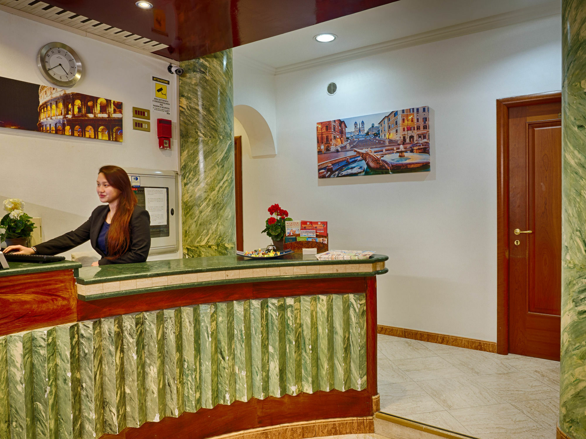 רומא Sunny Guest House מראה חיצוני תמונה